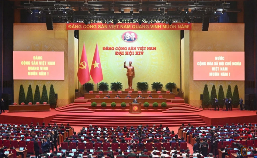 ベトナム共産党大会：トー・ラム書記長続投